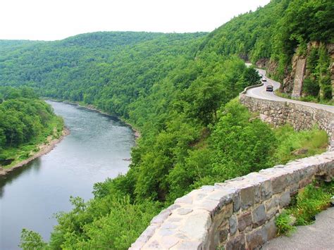 Explore The Upper Delaware River With A Picnic From Jj International