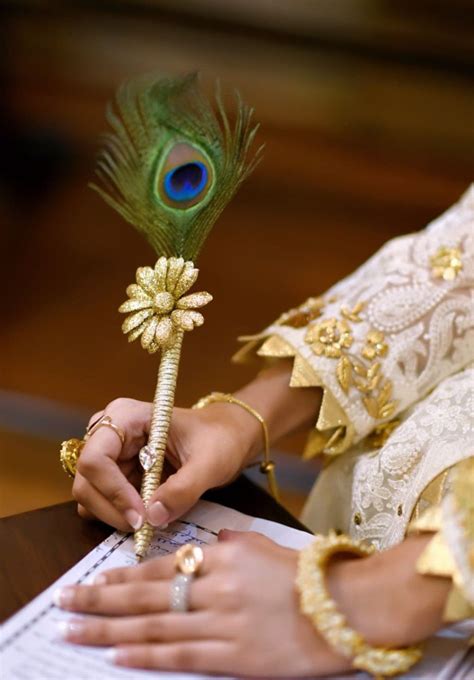 Pin By Nishi Shah On Kankotri Pens Wedding Pen Wedding Crafts Diy