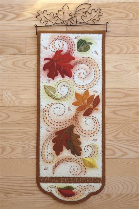 Wool Applique Wall Hanging For Autumn Fall Frolickin Quilt Pattern