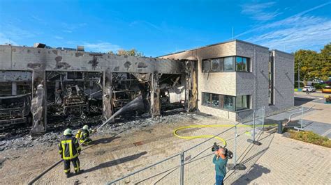 Lka Spezialisten Ermitteln Nach Brand Von Feuerwache