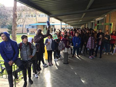 Celebrando el día de la paz I E S Sierra de Guara Huesca