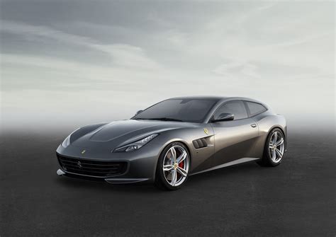 Ferrari GTC4 Lusso | NUVO