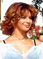 Naked Lilli Carati In Il Marito In Vacanza