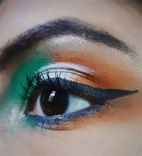 Tricolor Eye Makeup Look Eye Makeup Pink Eye Makeup Duochrome