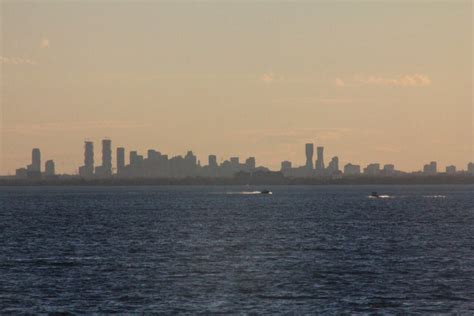 Mississauga, Ontario skyline silhouettes, 2.5 months apart (2022) : r ...