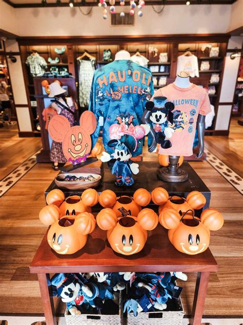 Say Hau'oli La Heleui with new Aulani Halloween Merchandise - Fashion