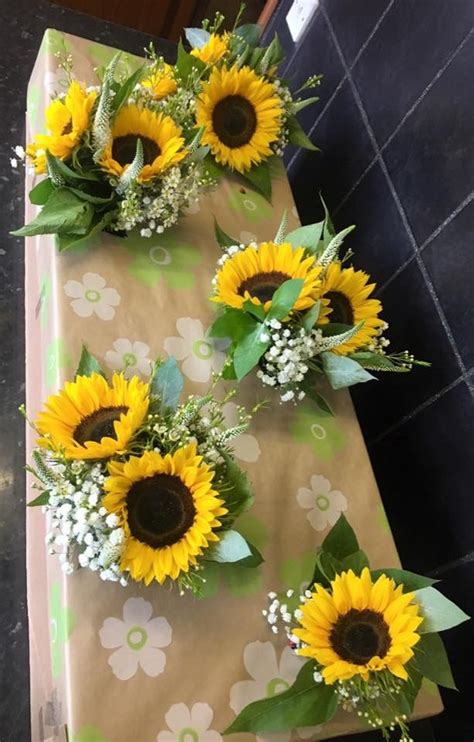 Pin By Patricia Gonzalez On Boda Lidia Sunflower Wedding Floral