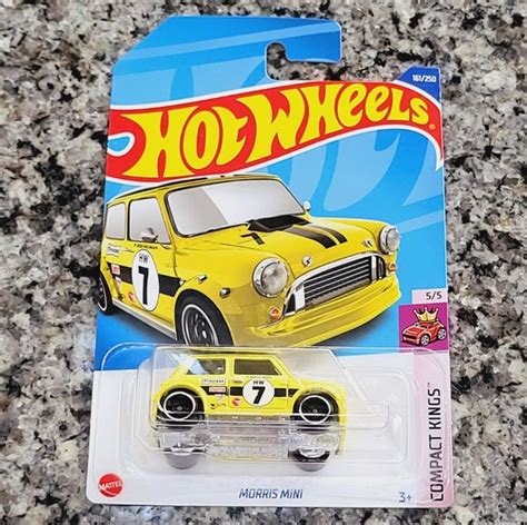 Treasure Hunt Morris Mini Hot Wheels Hobbies Toys Toys Games On Carousell