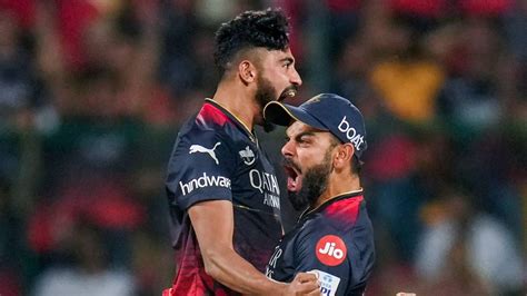 Ipl 2023 Virat Kohli Faf Du Plessis Other Rcb Players Visit Mohammed