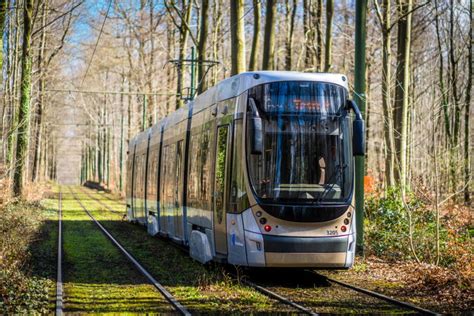 Wide Doors Low Floors New Generation Of Trams Launches In Brussels