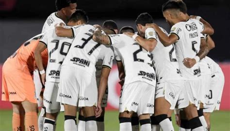 5 jogadores que estão na lista de dispensa do Corinthians para 2025