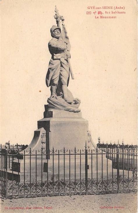 630 Langon I et V L Eglise XIe siècle Clocher du XVIIe siècle