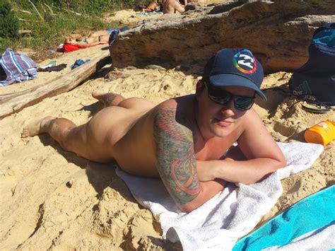 GAY MANS PLEASURE NAKED ON THE BEACH