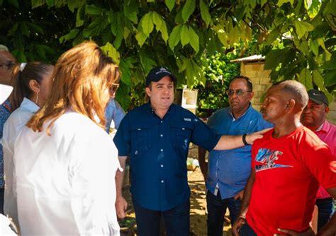 Video Ministro Jos Paliza Visita Arenoso Con M S Ayudas A Familias