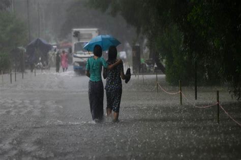 The Imd Forecasts Heavy Rain In Gujarat Maharashtra And Other States