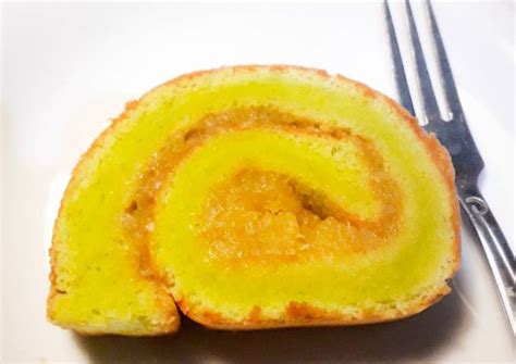 Resep Pandan Swiss Roll Oleh Wilna Maiyestinoval Cookpad