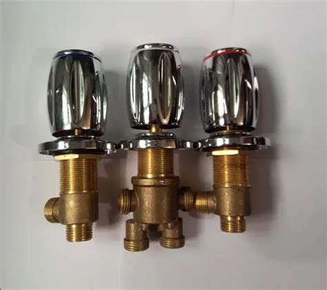Bathroom Water Separator Bathtub Valves Faucet Cold And Hot Water Master Switch Brass Shower