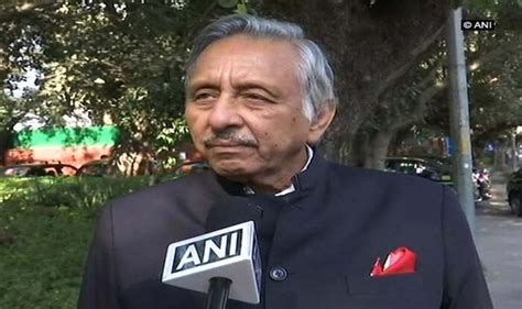 Congress Leader Mani Shankar Aiyar Joins Protesters in Shaheen Bagh ...