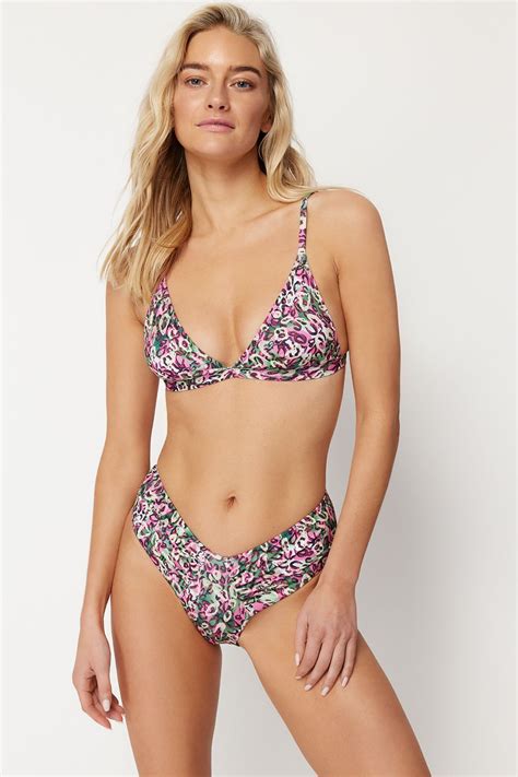 Genel Markalar Moda Üçgen Normal Bel Brazilian Üçgen Drapeli High Leg Regular Bikini Takımı