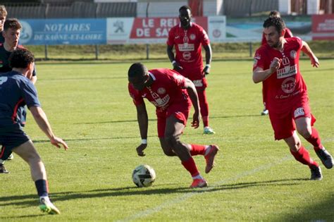 Football R1 Montceau Lemporte à Selongey 3 à 1 Linformateur De Bourgogne