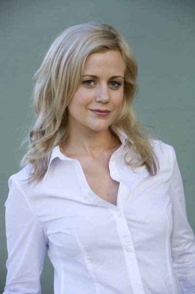 Picture Of Rachael Carpani