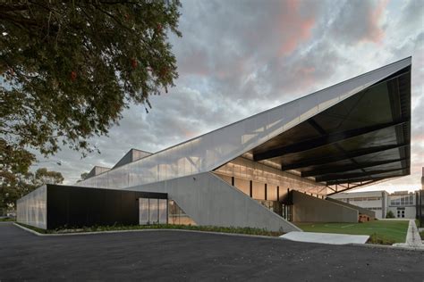 Multi Purpose Hall By Branch Studio Architects Issue Commercial