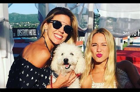 El Descuido S Per Hot De Virginia Gallardo La Vedette Realizaba Un Facebook Live Cuando Hizo