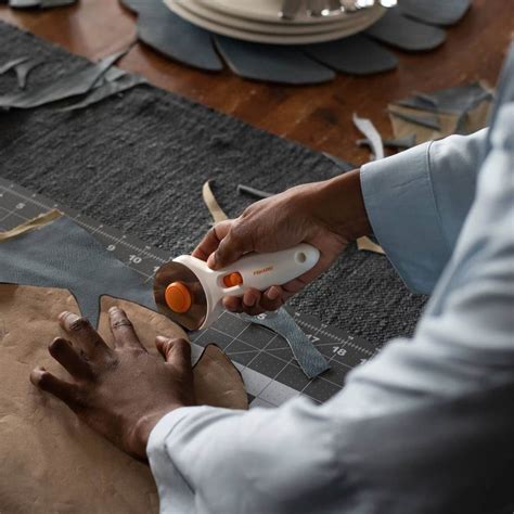 Fiskars® Stick Rotary Cutter 60 Mm Fiskars