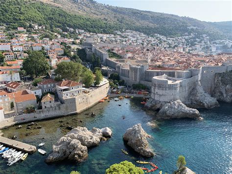 Dubrovnik, Croatia taken from Fort Lovrijenac : r/CityPorn