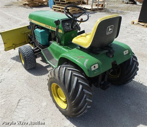 John Deere 400 Lawn Tractor In Dodge City Ks Item Di9588 Sold