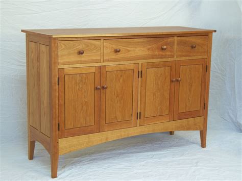 Doucette and Wolfe Fine Furniture Makers: Custom Chest Of Drawers