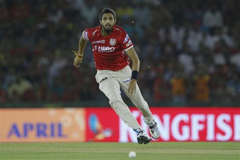 Best Bowling Figures in IPL: Top 5 Best Bowling Performance in IPL