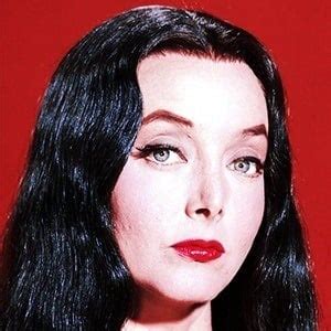 Carolyn Jones - Biography, Family Life and Everything About | Wiki ...