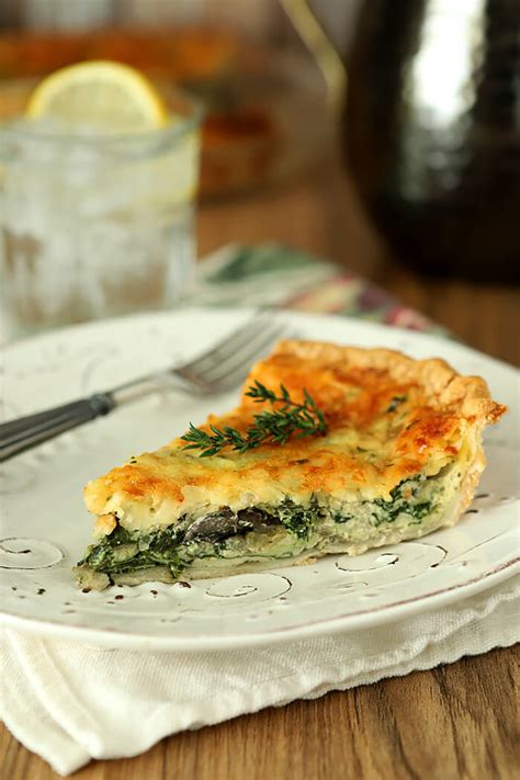 Spinach, Onion, and Mushroom Quiche - Creative Culinary