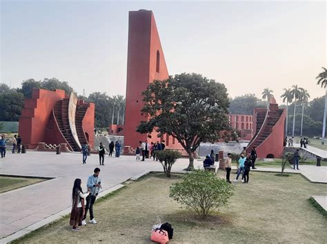 Jantar Mantar New Delhi Location Timings And Nearest Metro