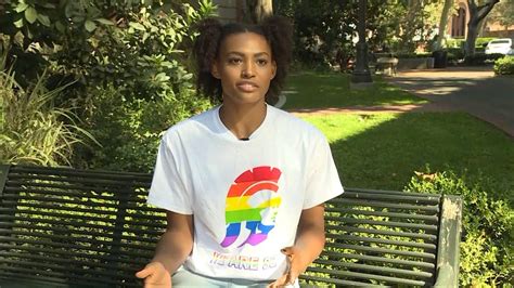 Khalia Lanier Usc Celebrates National Coming Out Day By Supporting An