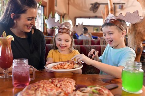 Moosejaw in Wisconsin Dells - Kid Friendly Restaurant