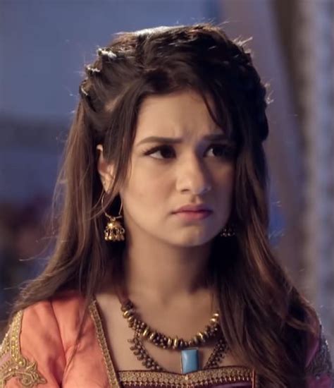 Avneet Kaur Blonde Hair Color Chart Cool Braid Hairstyles Natural Hair Treatments