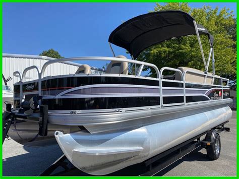 Sun Tracker Fishin Barge Dlx W Hp Merc Stroke Trailer