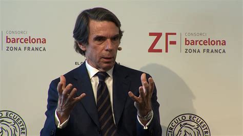 Aznar dice que Sánchez ha cometido un error histórico tras dar su