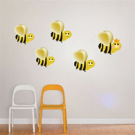 Bumble Bee Wall Sticker Decal Wall Art Buzzing Bees Wall Decor Animal ...