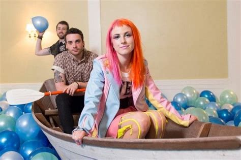 Paramore Updates On Twitter Still Into You Re Entry Billboard Charts