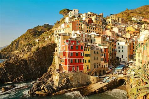 Cinque Terre Vs Amalfi Coast Which One To Visit Why Map Info Tips