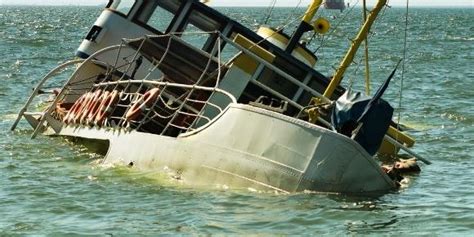 Common Causes Of Boating Accidents That Lead To Injuries