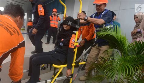 Foto Hari Kesiapsiagaan Bnpb Gelar Simulasi Penanggulangan Bencana