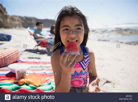 Girl Latina Hi Res Stock Photography And Images Alamy