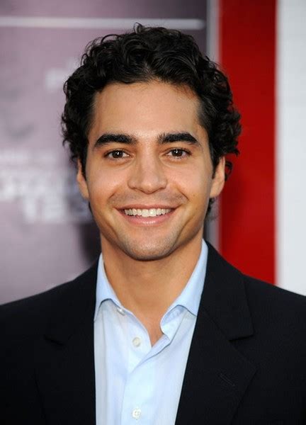 Poze Ramon Rodriguez Actor Poza 20 Din 32 Cinemagiaro
