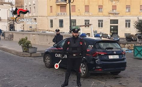 Siracusa Giovane Al Parco Con Dosi Di Droga Arrestato Dai