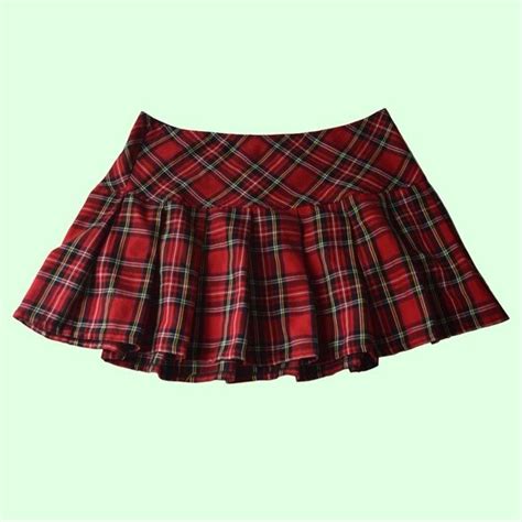 ₓₒ tripp nyc red plaid pleated skirt ₓₒ Red pleated skirt Plaid