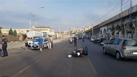 Galleria Torre Annunziata Le Foto Dell Incidente Frontale In Via